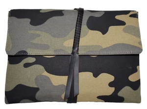 STELLA & DOT Small Khaki Green & Black Camouflage Canvas Slim Clutch 8.5x12 - Picture 1 of 8