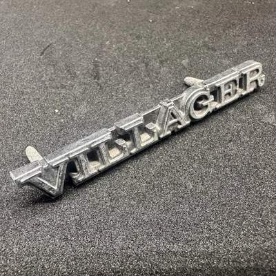 Insignia emblema coche Ford Mercury Villager vintage 1972 Foto 1 de 3