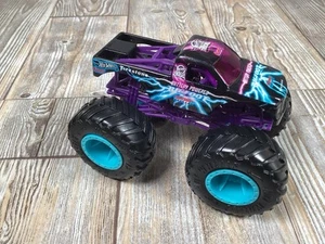 Hot Wheels Battery Powered Monster Truck - 1:64 Scale Vehicle - Picture 1 of 11