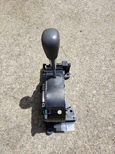 2007-2011 Toyota Camry Hybrid Shifter Shift Gear Selector 75C302-LH OEM LEATHER - Picture 1 of 4