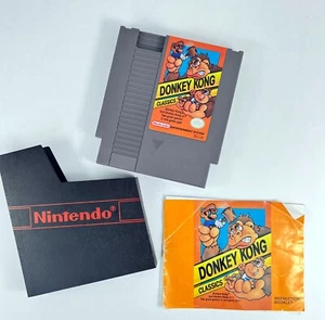Donkey Kong Classics (Nintendo, NES, 1988). Cartridge Case & Manual Included - Picture 1 of 5