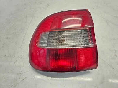 VOLVO V40 1999 LHD ESTATE CARROCERÍA TRASERA IZQUIERDA EXTERIOR LUZ FRENO LUZ LÁMPARA 308019 Foto 1 de 4