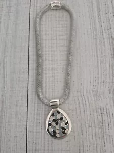 Silver Colour Thick Necklace With Pendant - Picture 1 of 7