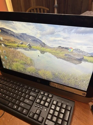 HP Pavilion 18-5010 AIO AMD E1-2500 1.4Ghz 4GB RAM 500GB HDD W7 - Image 1 of 4