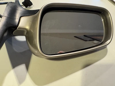 Espejo retrovisor lateral izquierdo del conductor Volkswagen Jetta OEM 2005 plateado/negro potencia térmica Foto 1 de 4