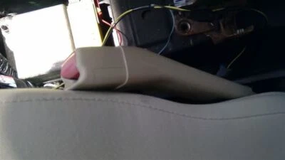 Hebilla de conductor con canastilla delantera sedán para 03-07 ION 460531 Foto 1 de 4