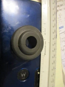 3 pcs AMCO Rubber Grommet Wiring Bushing For 1 1/2" Hole 1/8" Panel 5/8" ID - Picture 1 of 6