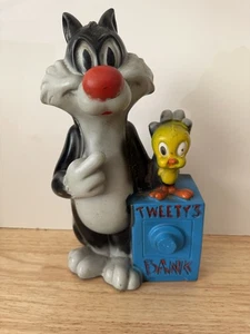 Vintage 1972 Warner Bros plastica-vinile 'Tweety's Bank' con Silvestro "Money Lovers" - Foto 1 di 10