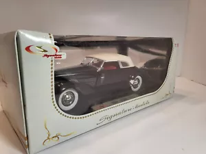 1936 Cord 810 Coupe Black /white rop 1/18 Diecast Model Car by Signature - Picture 1 of 5