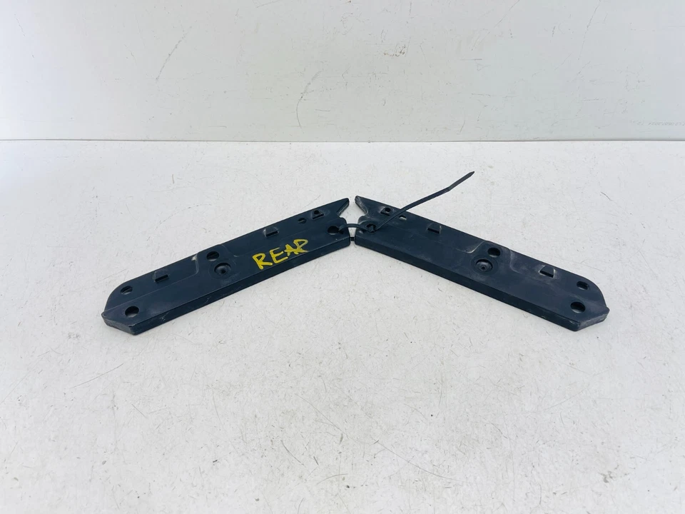 06-09 Pontiac Solstice Rear Bumper Left & Right Outer Bracket Pair SET OEM - Image 1 of 4