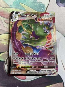 Tarjeta holográfica de Pokémon Tornadus VMAX 125/198 Chilling Reign ultra rara casi nueva - Imagen 1 de 2