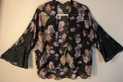 Bate Cotton Candy para mujer S negro floral frente abierto transparente dobladillo alto L/S Foto 1 de 4