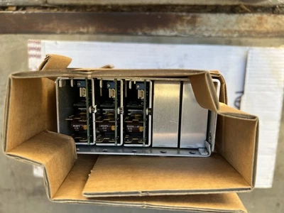 Solid State Logic Mixing Console Power Module 3755FCGC 5v/15V/15V - Image 1 of 4