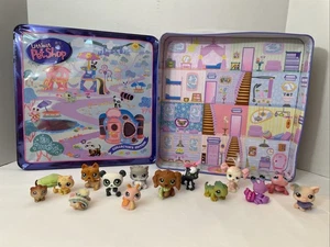 Caja de hojalata Littlest Pet Shop LPS Collectors 2007 #248 #262 - 14 mascotas y accesorios - Imagen 1 de 20