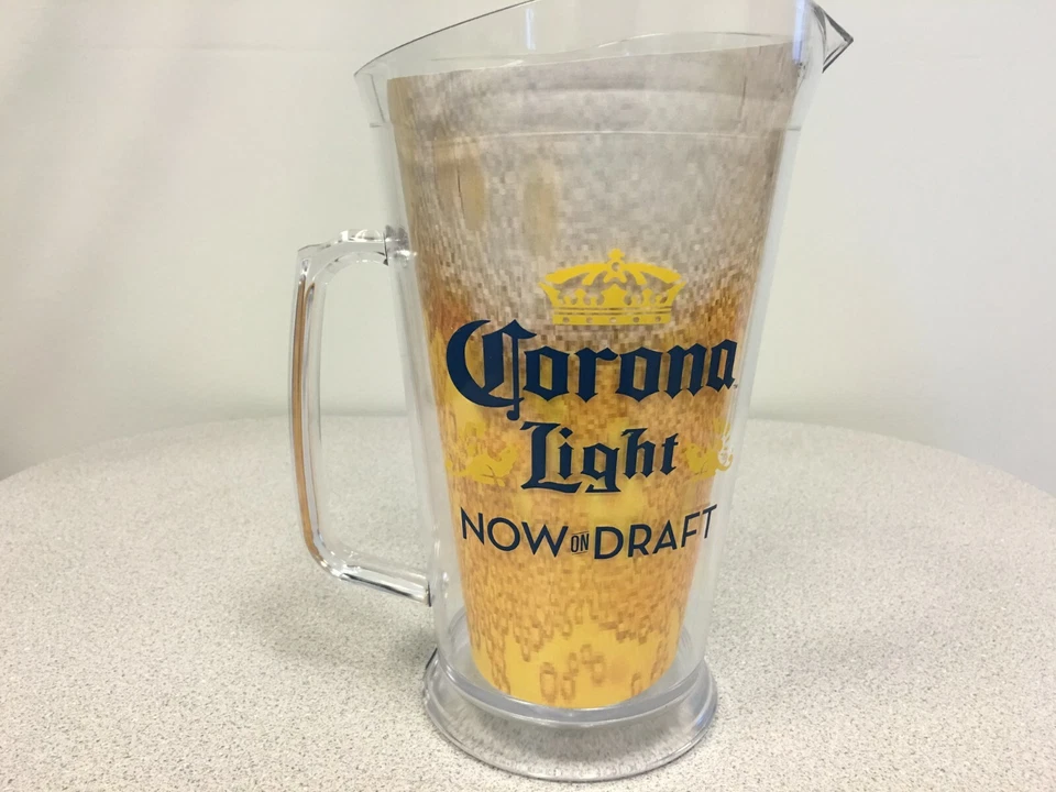 Jarra de plástico transparente Corona Light 60 oz Foto 1 de 1
