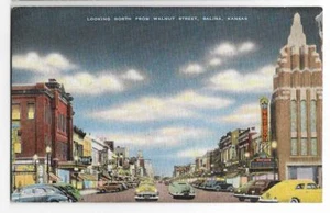 ESCENA DE CALLE OCUPADA ~ TEATRO WATSON, DISTRITO DE NEGOCIOS DE WALNUT ST ~ SALINA, KS - Imagen 1 de 1