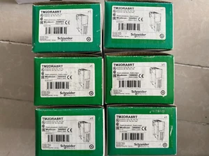 1pcs 100% new original Schneider PLC module TM2DRA8RT - Picture 1 of 1