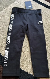 Nike Air Kleinkind Mädchen Baumwolle schwarz mit weiß Nike Swoosh Leggings Größe 2T Neu mit Etikett - Bild 1 von 8
