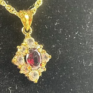 Collana Ciondolo Forma di Diamante Viola Cristalli Ovali Trasparenti 20"" Tono Oro - Foto 1 di 7