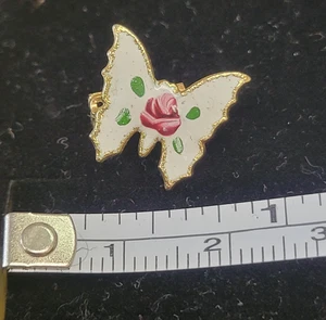 Tiny White Butterfly w Rose Enamel Brooch Lapel Vest Hat Cap Pinback safety pin - Picture 1 of 5