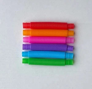 6 Heulschläuche ausziehbar Spielzeug für Kinder Farbe sortiert, klein - Picture 1 of 1