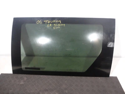 Chrysler Town & Country Touring 2006 puerta corredera trasera izquierda ventana de vidrio Foto 1 de 4