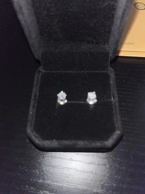 VVS1 White Gold 925 Sterling Silver 4mm Moissianite Earrings GRA Certified - Image 1 of 4