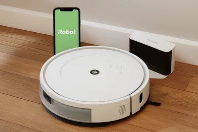 iRobot Roomba Combo Essential | Saug- & Wischroboter | WLAN | Selbstaufladend - Bild 1 von 2