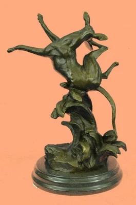 Figura Escultura de Bronce Hecha en Europa GREYHOUND/WHIPPET Jugando Perro Animal Mascota Foto 1 de 4