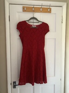 New Look Red Lined Lace Dress Short Sleeved Size 10 - Picture 1 of 5