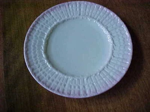 BELLEEK - LIMPET PINK IRELAND BREAD & BUTTER PLATE 6.25" RARE COLOR - Picture 1 of 5
