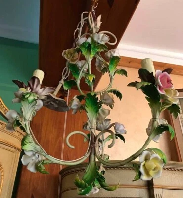 MARAVILLOSA LÁMPARA DE ARAÑA DE HOJA DE ARTE ARTESANAL VENECIANA COLORIDA Foto 1 de 4