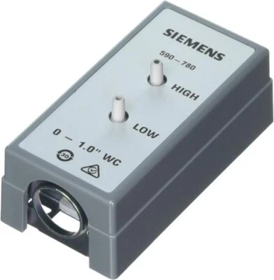 Siemens 590-780  Pressure Transducer Sensor 0-1in WC 24VDC 4-20mA - Image 1 of 4