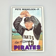 1967 Topps 425 Pete Mikkelsen Pirates