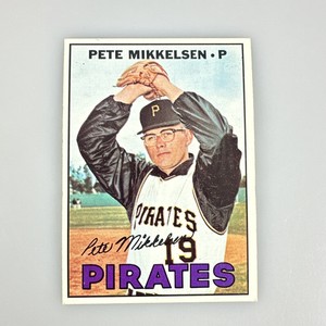 1967 Topps 425 Pete Mikkelsen Pirates