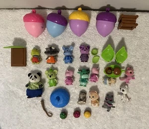 Lot of Lil Woodzies Calico Critters Animals - Picture 1 of 4