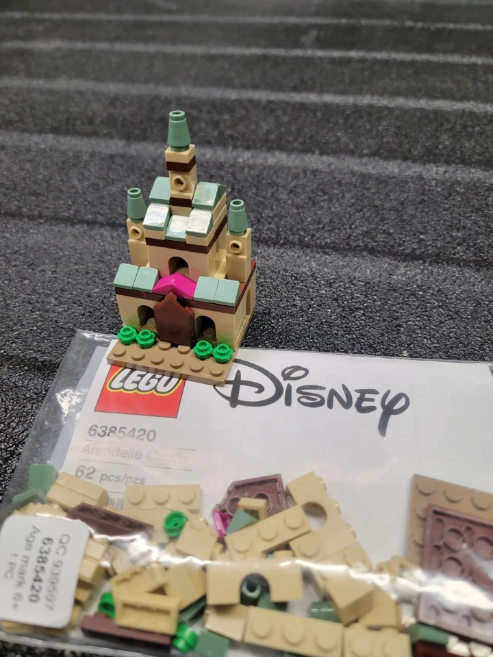Lego Disney Castillo Arendelle 6385420 62 piezas Foto 1 de 3