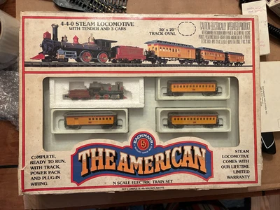 [T-N] Bachman The American N Scale 4-4-0 Steam Locomotive Set Working! - Image 1 of 4