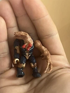 Halo Mega Bloks Dark Brown Tan / brown Flood Gate Elite Figure Combat Form RARE - Picture 1 of 2