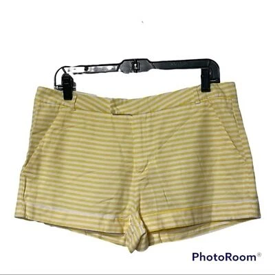 Pantalones cortos a rayas Zara talla L Foto 1 de 4