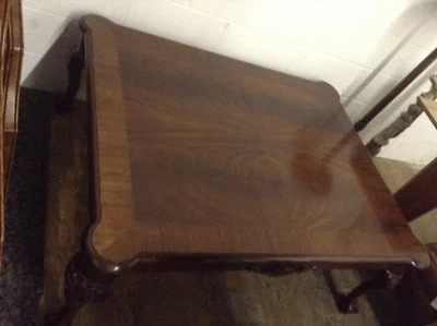 Cocktail table by Henkel Harris Foto 1 de 3