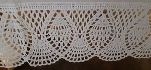 VINTAGE VYNET CROCHET COLLECTION TABLECLOTH MARIPOSA 52" X 72" NIP - Picture 1 of 6