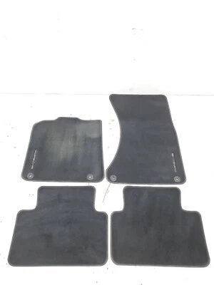 2015-2023 PORSCHE MACAN ALFOMBRILLAS NEGRAS JUEGO DE 4 ALFOMBRILLAS OEM  Foto 1 de 4