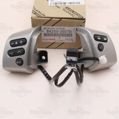 Genuine Toyota FJ CRUISER Steering Wheel Audio Phone Pad Control Unit 8425035070 - image 1 of 4
