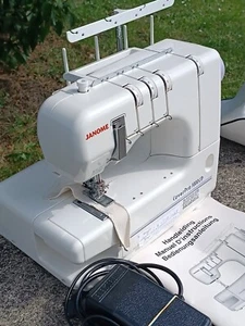 Nähmaschine Overlock COVERLOCK JANOME 1000 CP Guter Zustand! - Bild 1 von 12