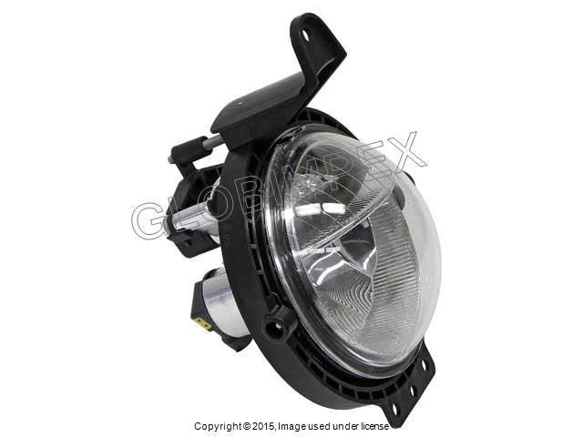Mini R56 FRONT LEFT or RIGHT Fog Light TYC +WARRANTY - Image 1 of 1