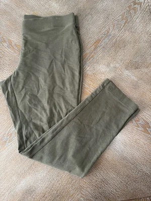 J. JILL PureJill Green Tapered Ankle Pants Medium Stretchy Waist 34” Inseam 29” - Image 1 of 4