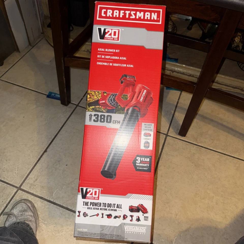 Kit soplador de hojas axial inalámbrico Craftsman V20 4,0 Ah (CMCBL700m1 Foto 1 de 1