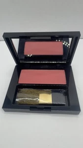 Estee Lauder Pure Color Blush 02 Pink Kiss Satin 0,12 oz 3,5 g mit Spiegelpinsel Neu - Bild 1 von 3