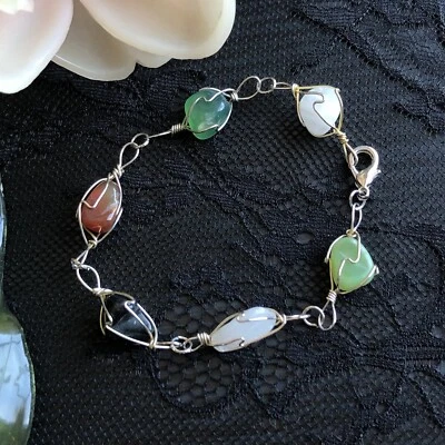 Brazalete de piedras preciosas de varias piedras envuelto en alambre cadena tono plata cuarzo ágata Foto 1 de 4